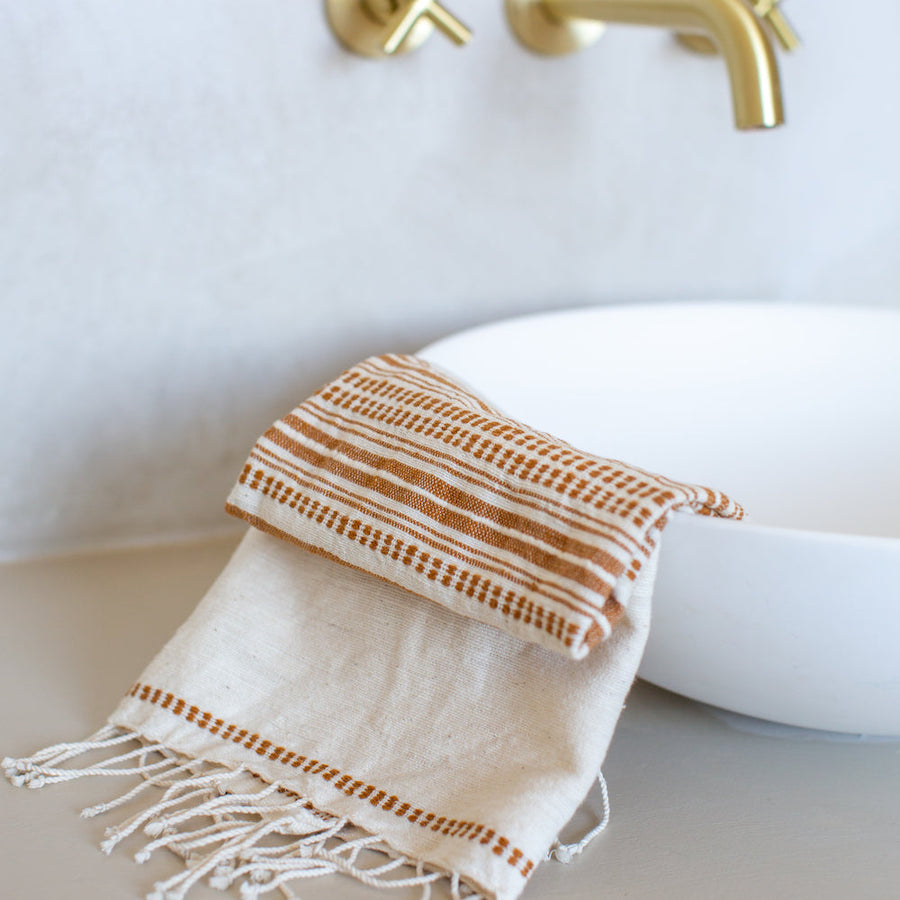Genale Hand Towel - wearwell